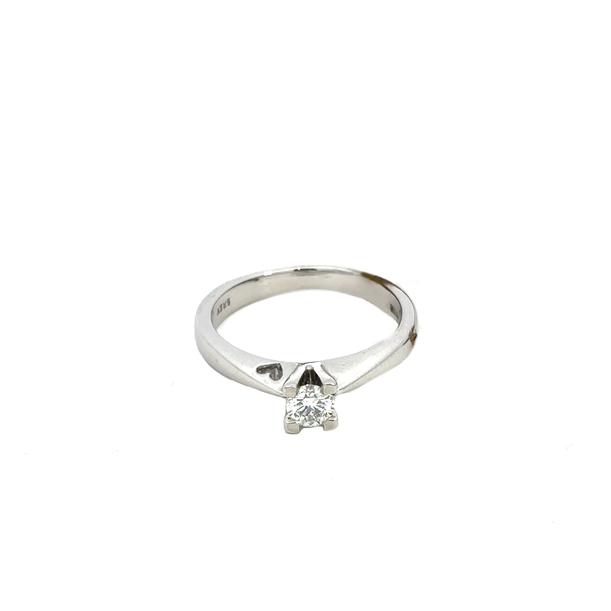 Anello solitario in oro bianco e cuoricino (1328)