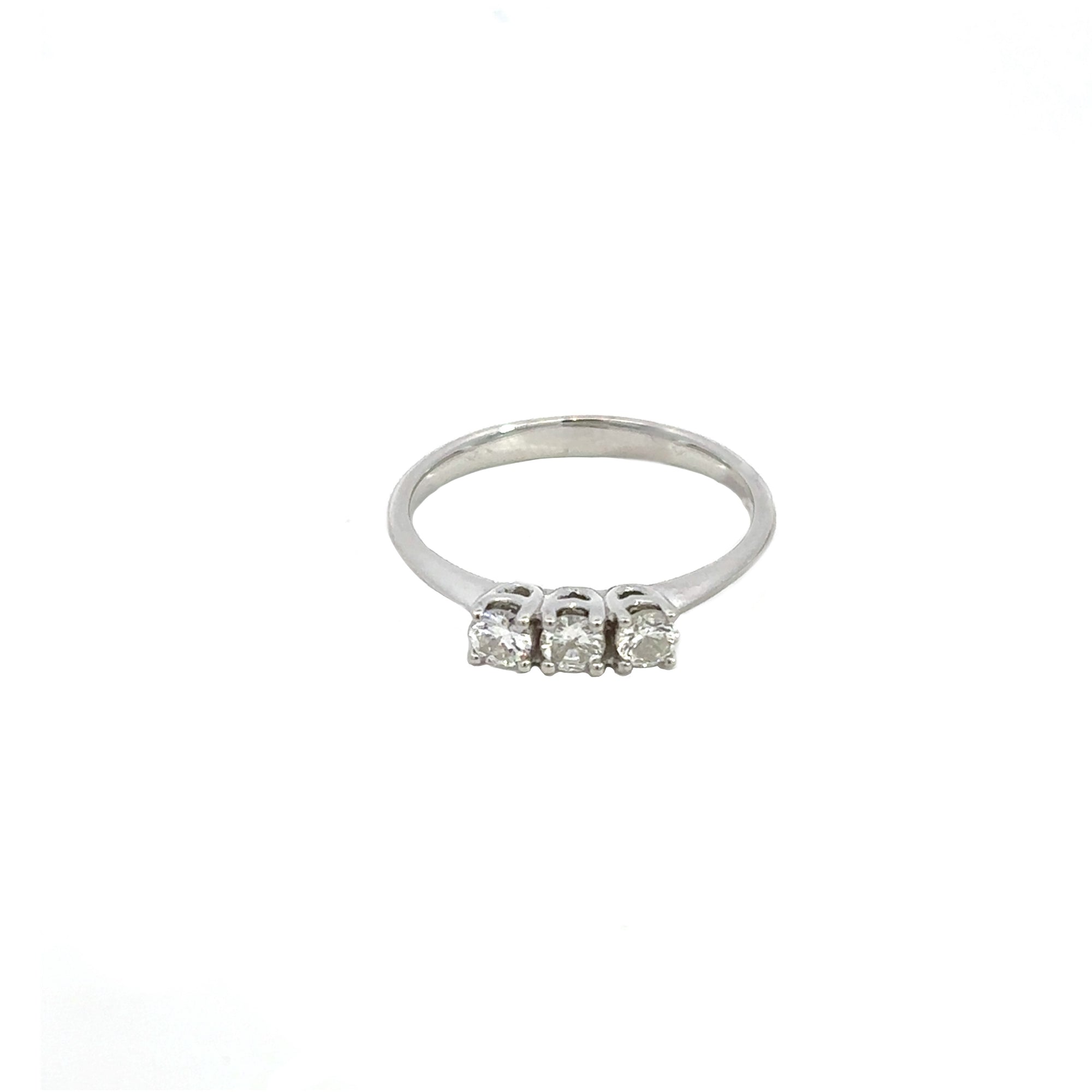 Anello trilogy in oro bianco 4 griffe con diamanti (1556)