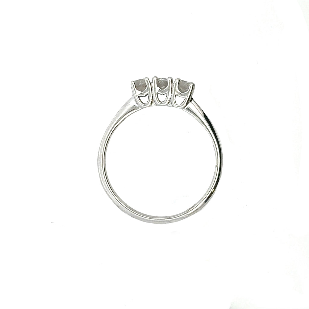 Anello trilogy in oro bianco 4 griffe con diamanti (1556)