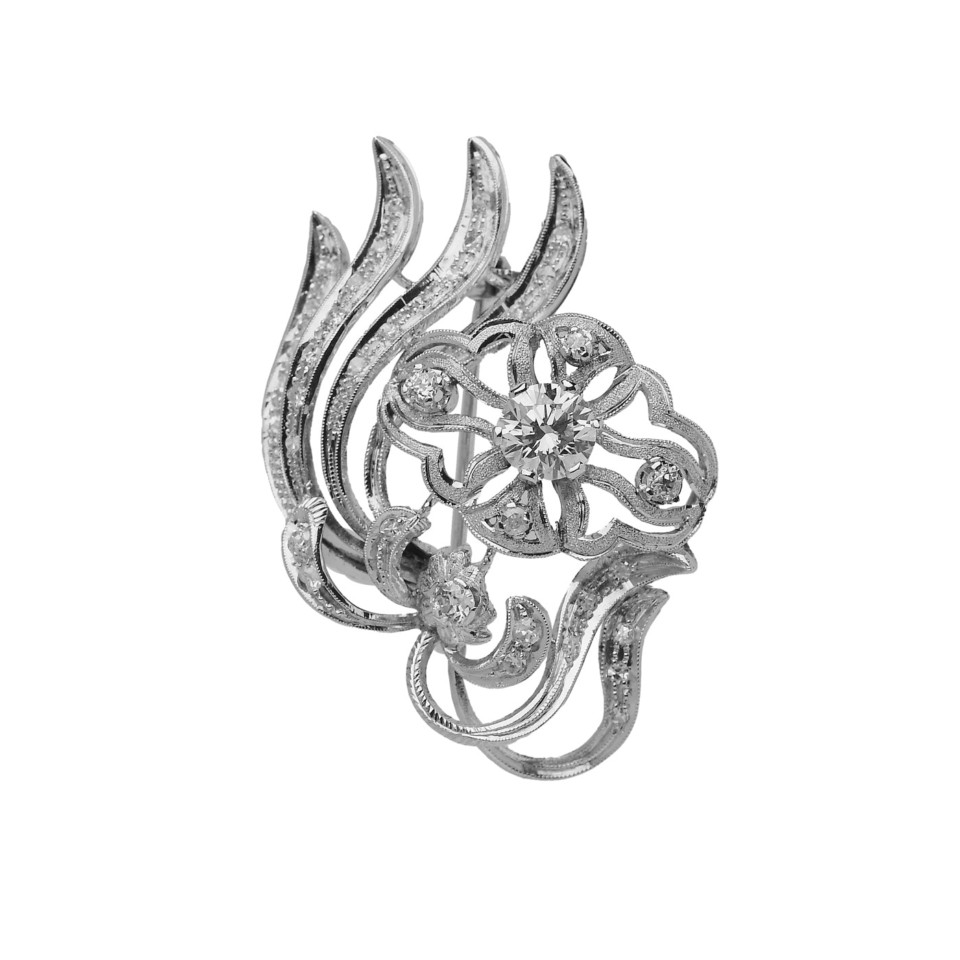 Spilla in platino con diamanti