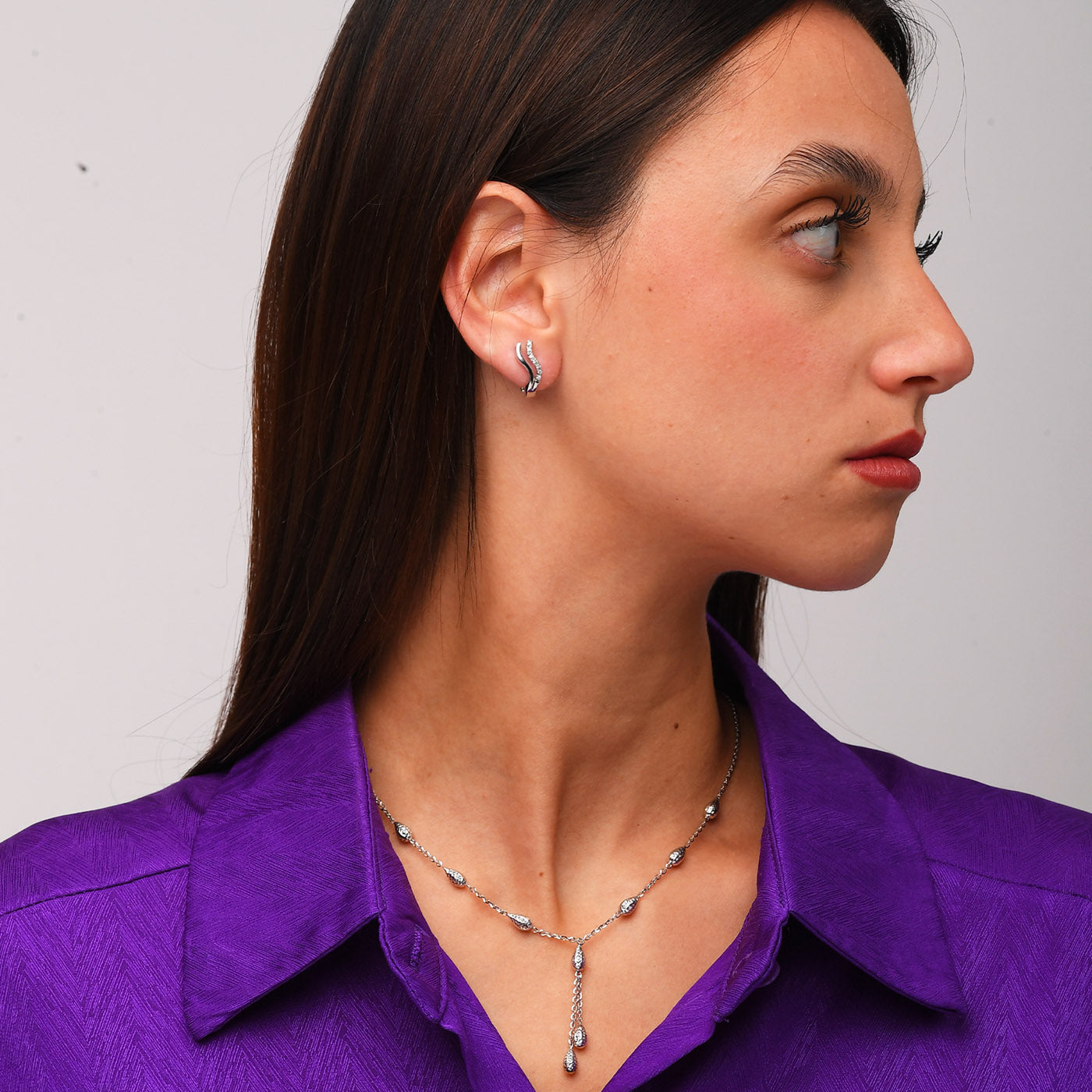 Orecchini da lobo in oro bianco diamanti (1437)