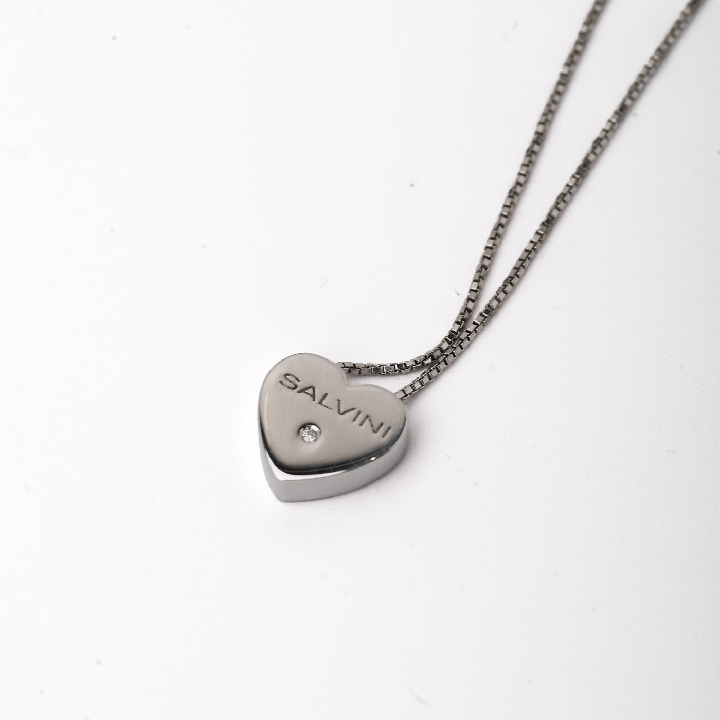 Collana in oro bianco Salvini pendente cuore diamanti (1508)