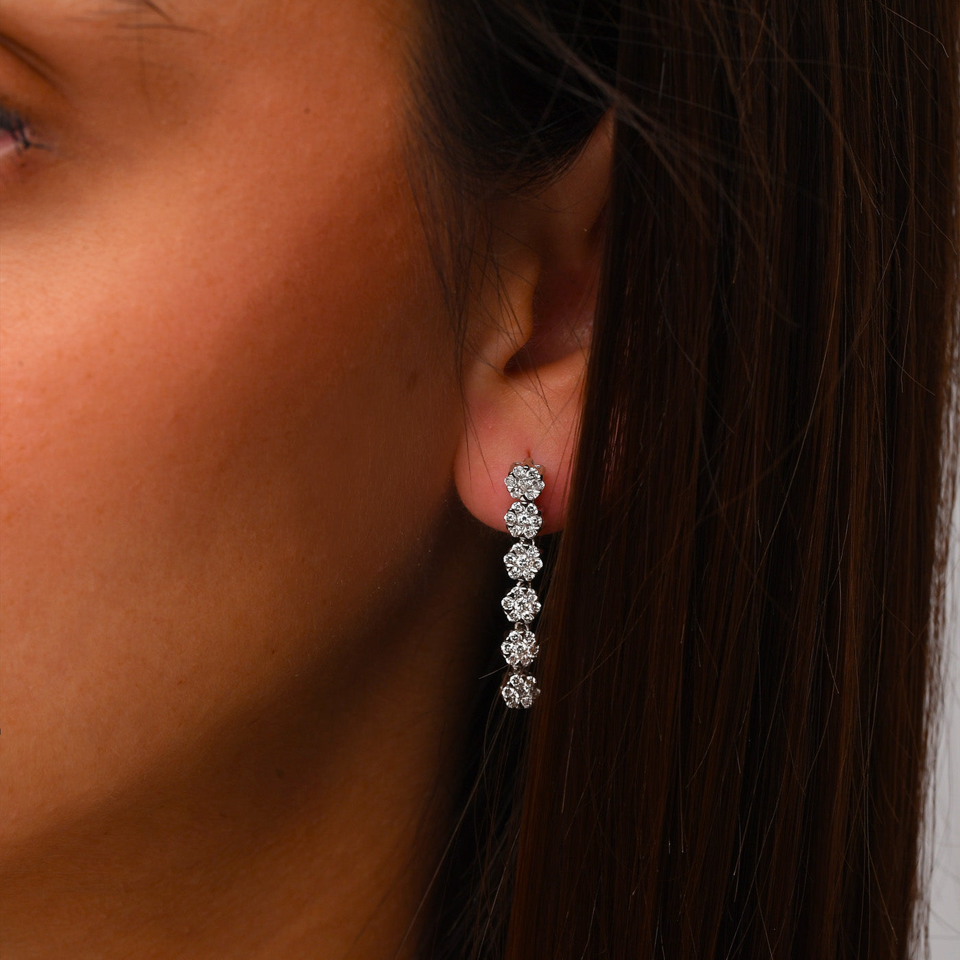 Orecchini pendenti in oro bianco diamanti (1650)