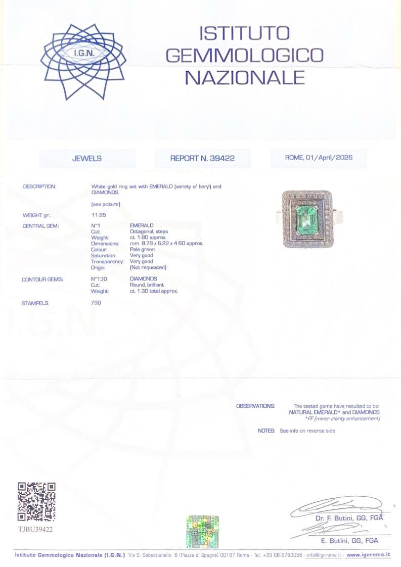 Anello in oro bianco smeraldo e diamanti (2006)