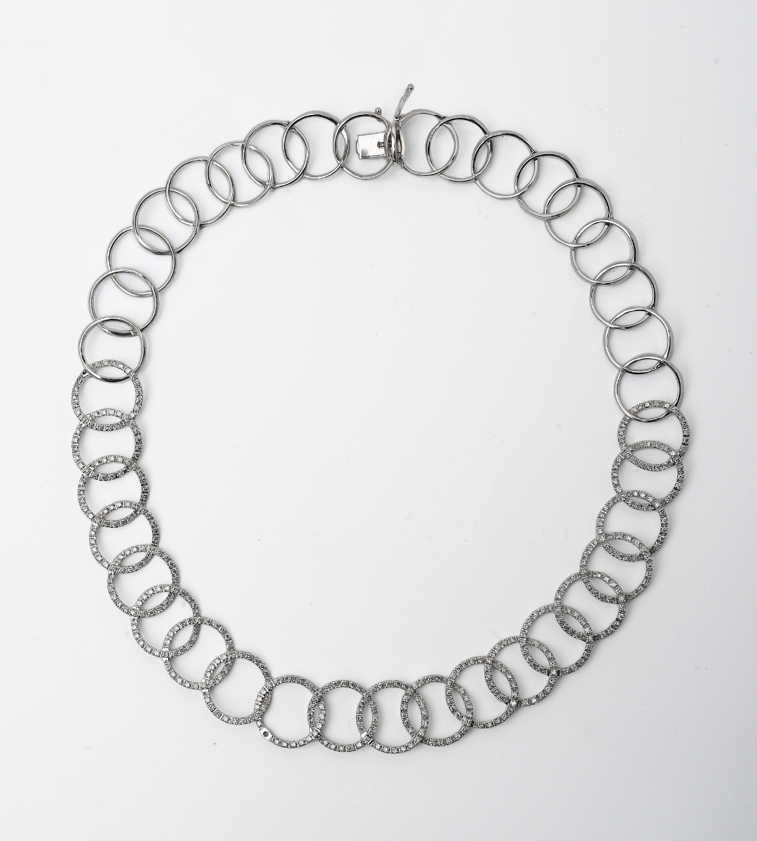 Collier di Courbet in oro bianco 18 carati