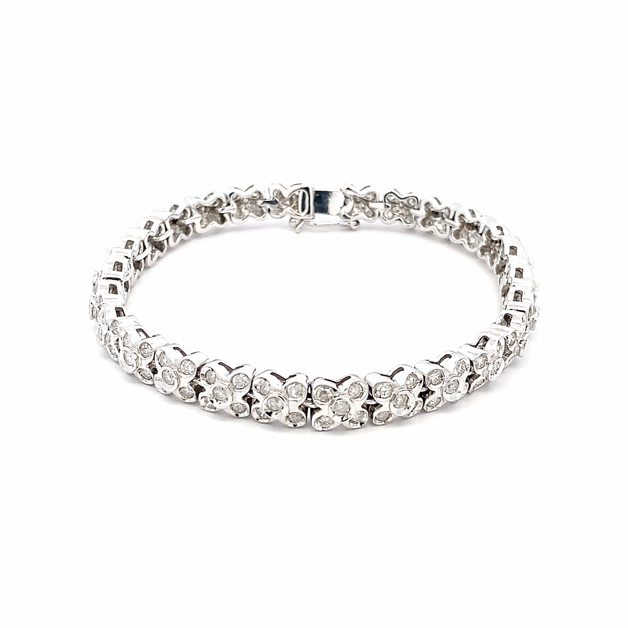 bracciale in oro bianco e diamanti naturali (1882)