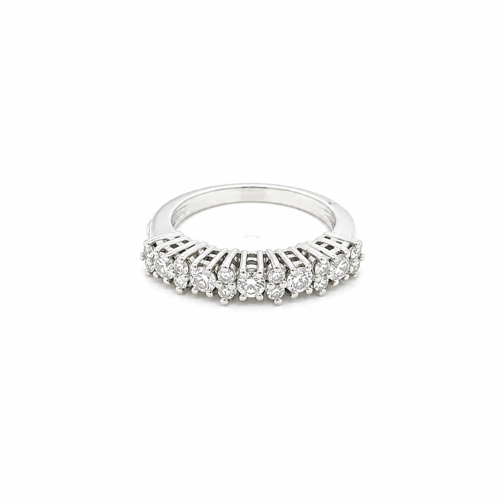 Anello vera in oro bianco e diamanti (2212)