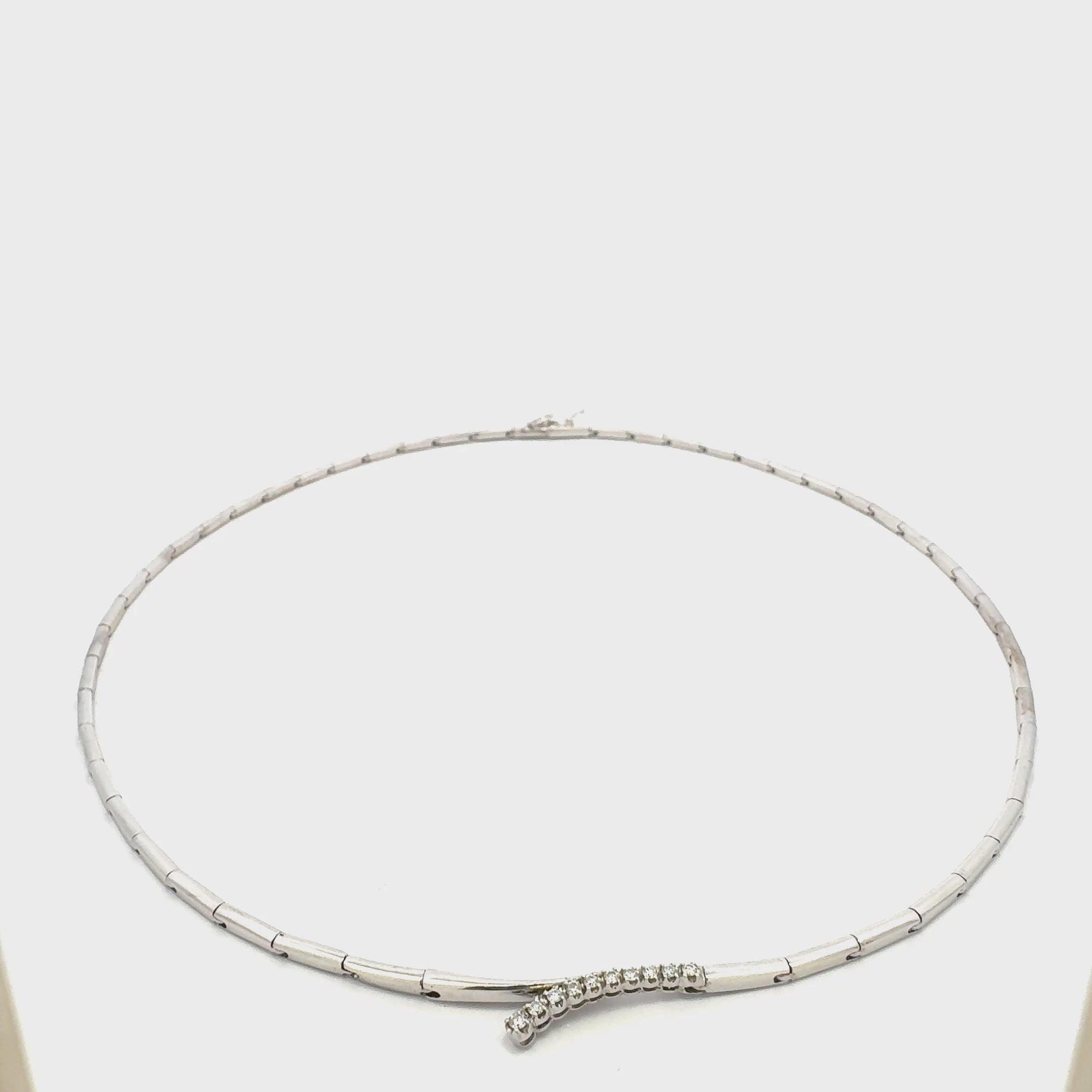 Collana in oro bianco (2156)