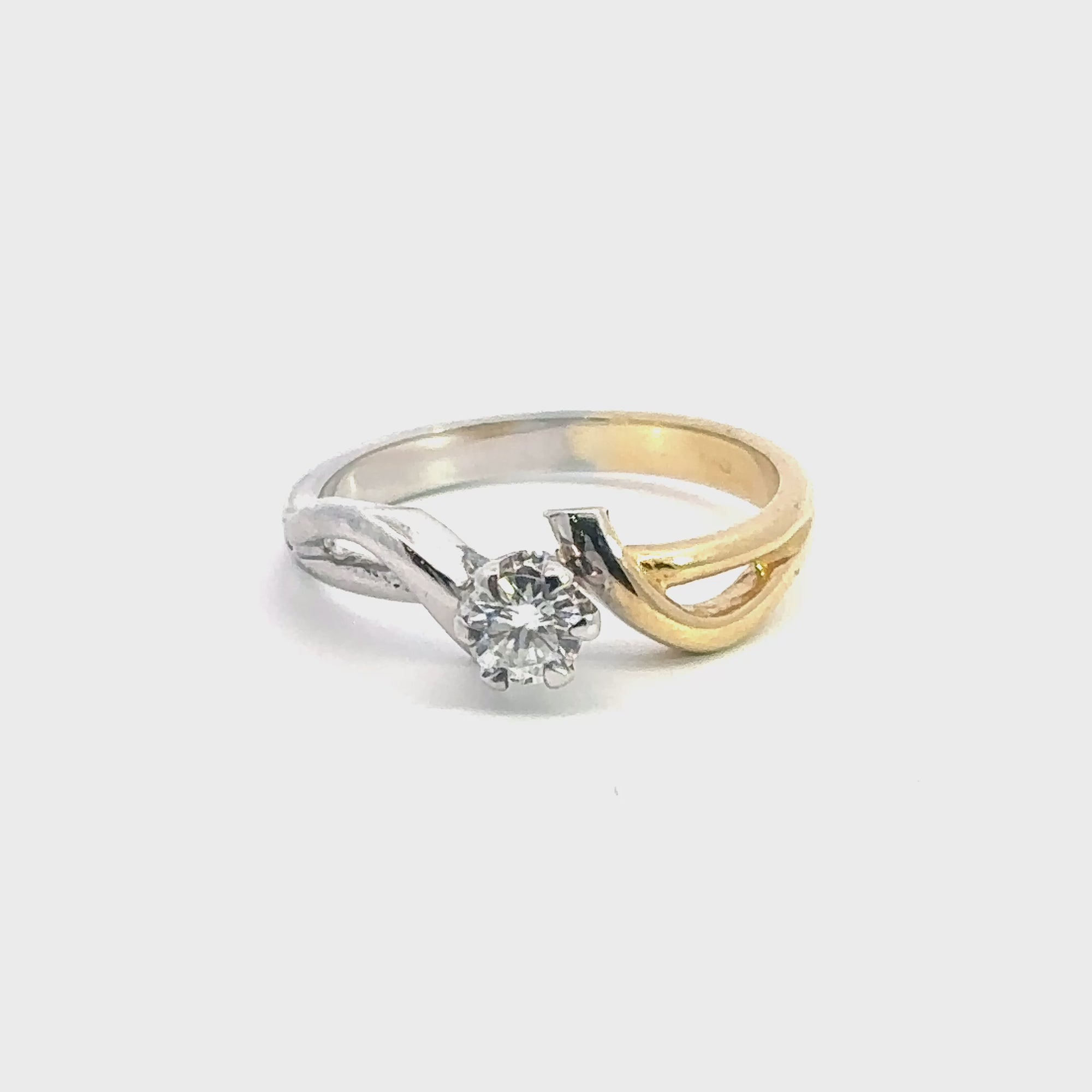 Anello Solitario in oro bianco e giallo (1373)