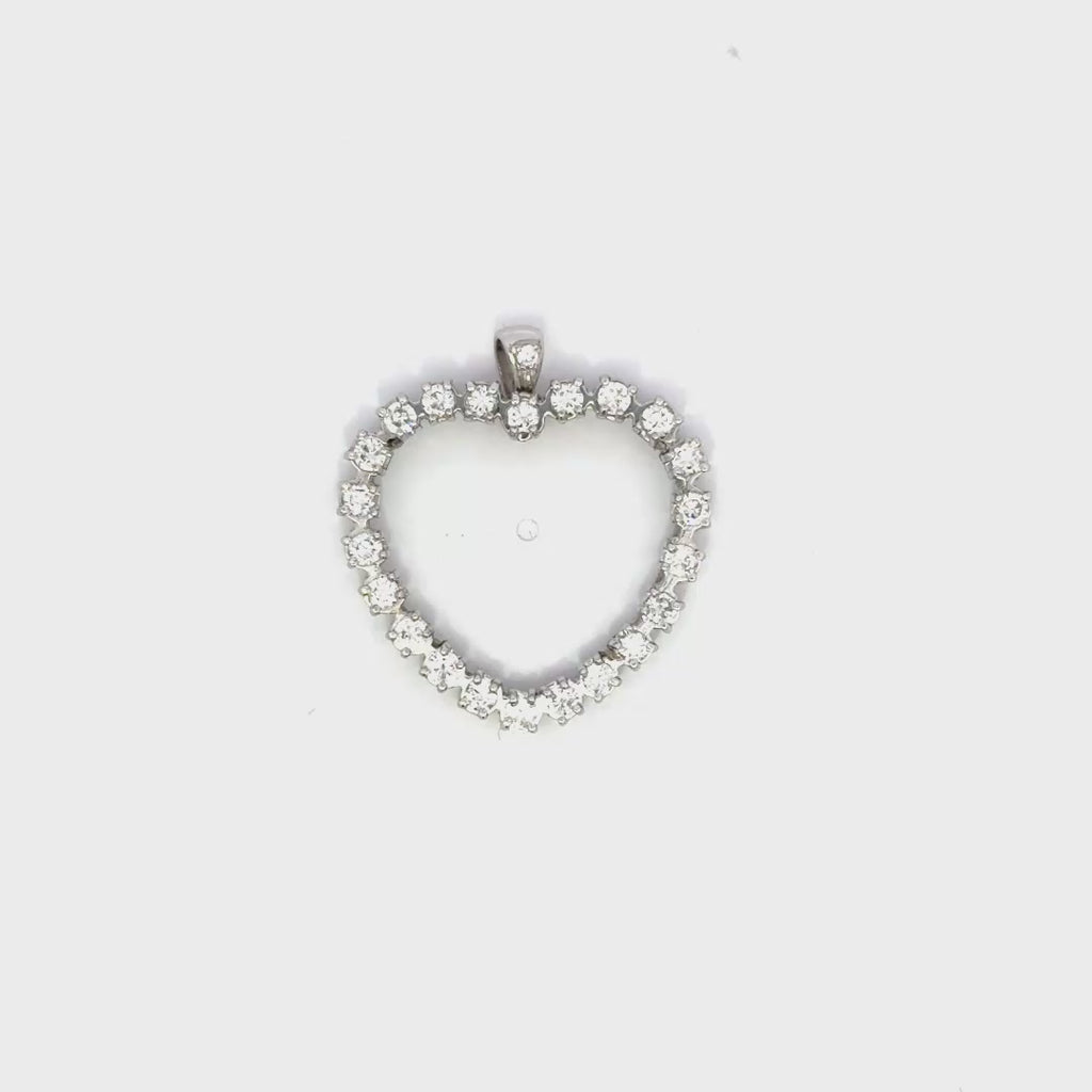 Ciondolo cuore in oro bianco e diamanti (2239)