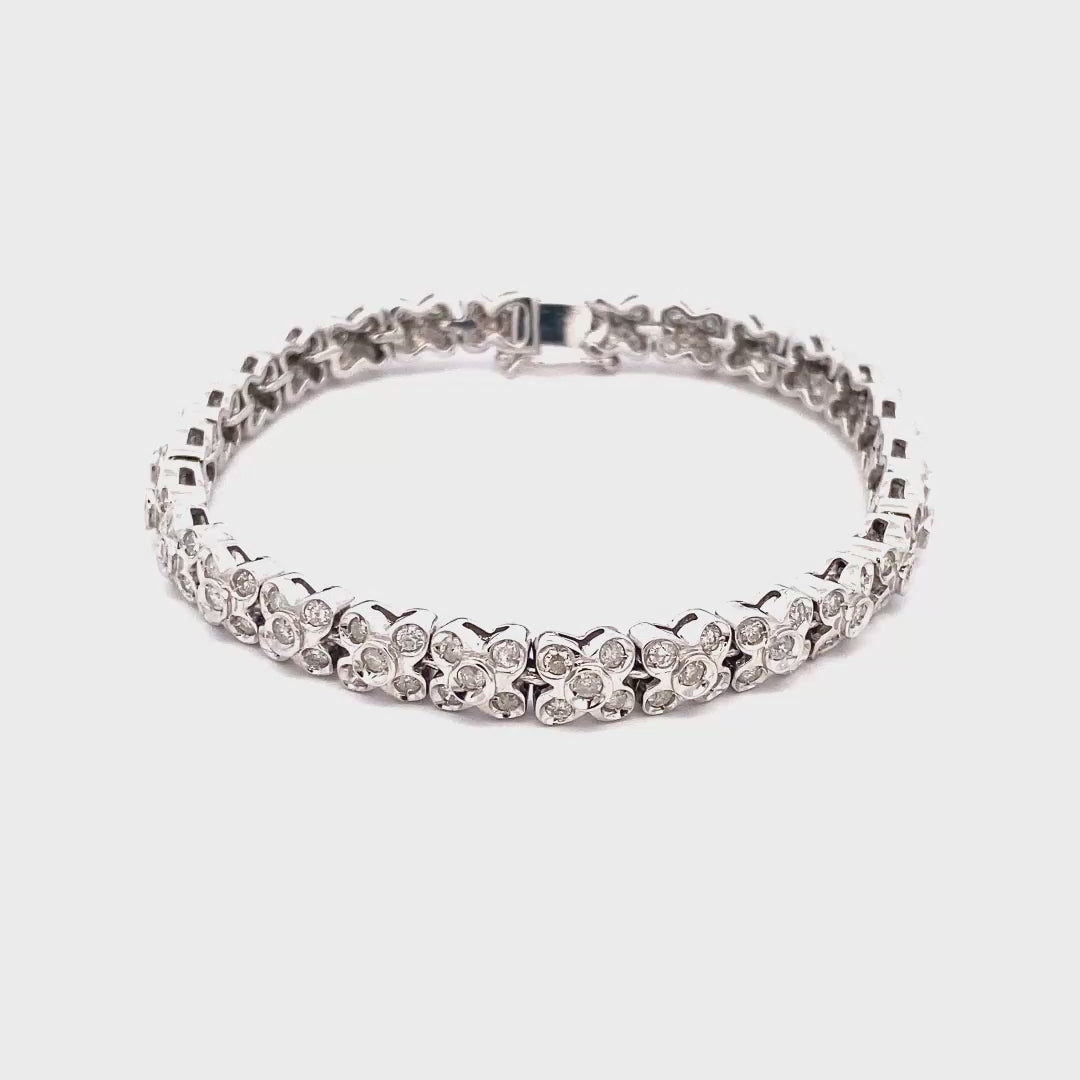 bracciale in oro bianco e diamanti naturali (1882)